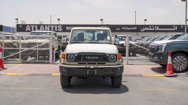 Toyota Land Cruiser 70 LX 4.0L V6 A/T