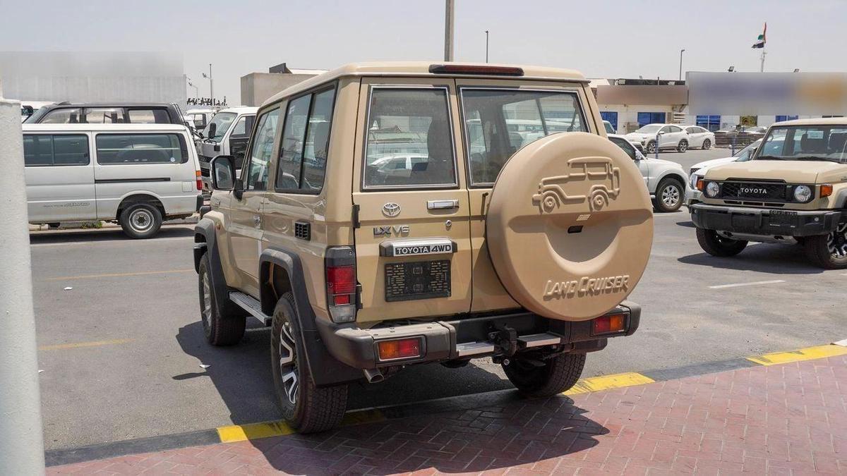 Toyota Land Cruiser 70 LX 4.0L V6 A/T-14-14