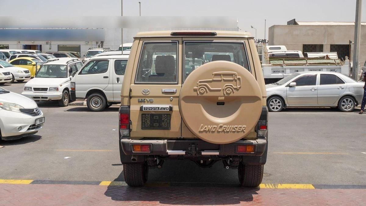 Toyota Land Cruiser 70 LX 4.0L V6 A/T-15-15