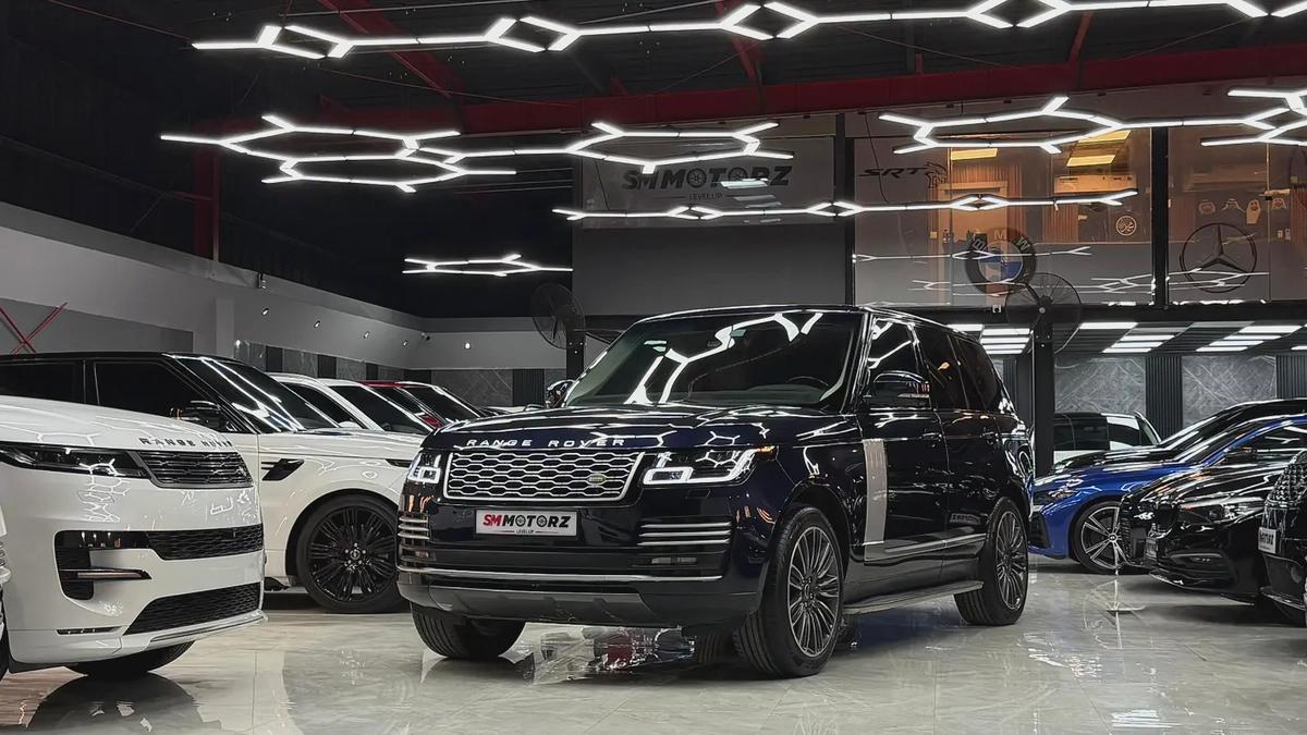 RANGE ROVER VOGUE SUPERCHARGED 2015 FACELIFT INSIDE AND OUTSIDE-3-3