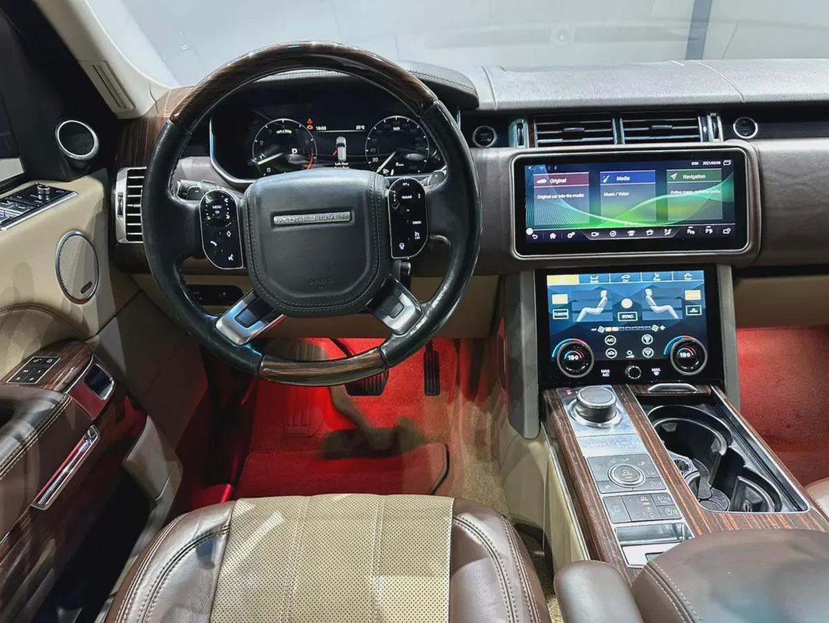 RANGE ROVER VOGUE SUPERCHARGED 2015 FACELIFT INSIDE AND OUTSIDE-7-7
