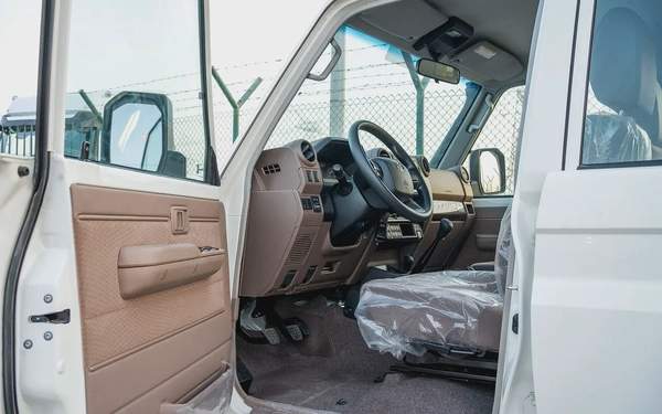 2025 Toyota LC76 2.8L Diesel MT