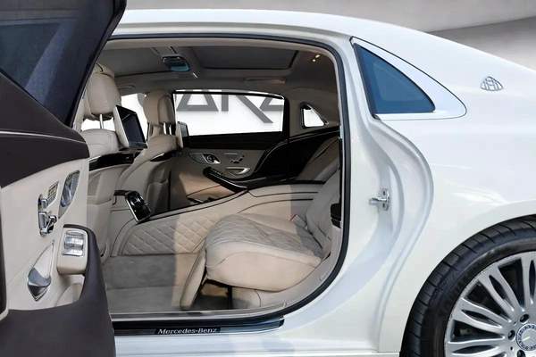 Mercedes S600 Maybach V12 l GCC l Full Gargash History l Flagship Luxury