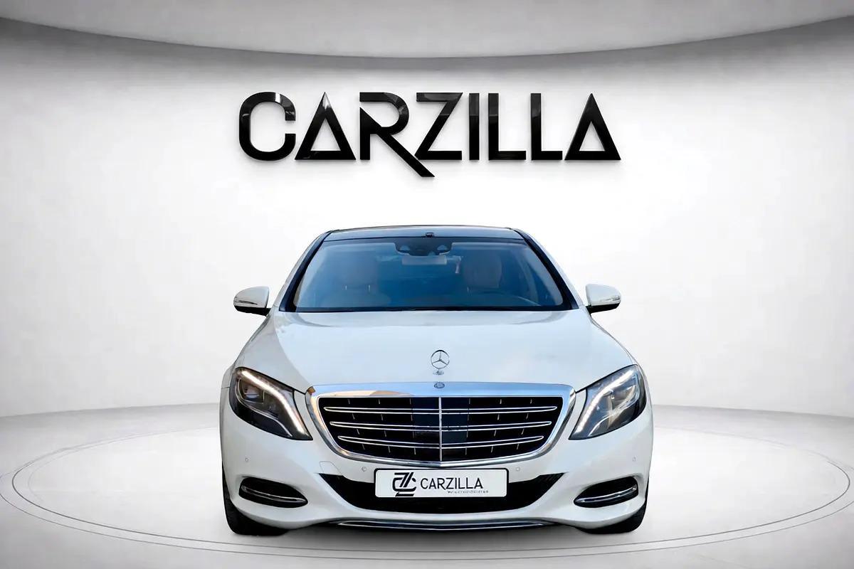 Mercedes S600 Maybach V12 l GCC l Full Gargash History l Flagship Luxury-14-14
