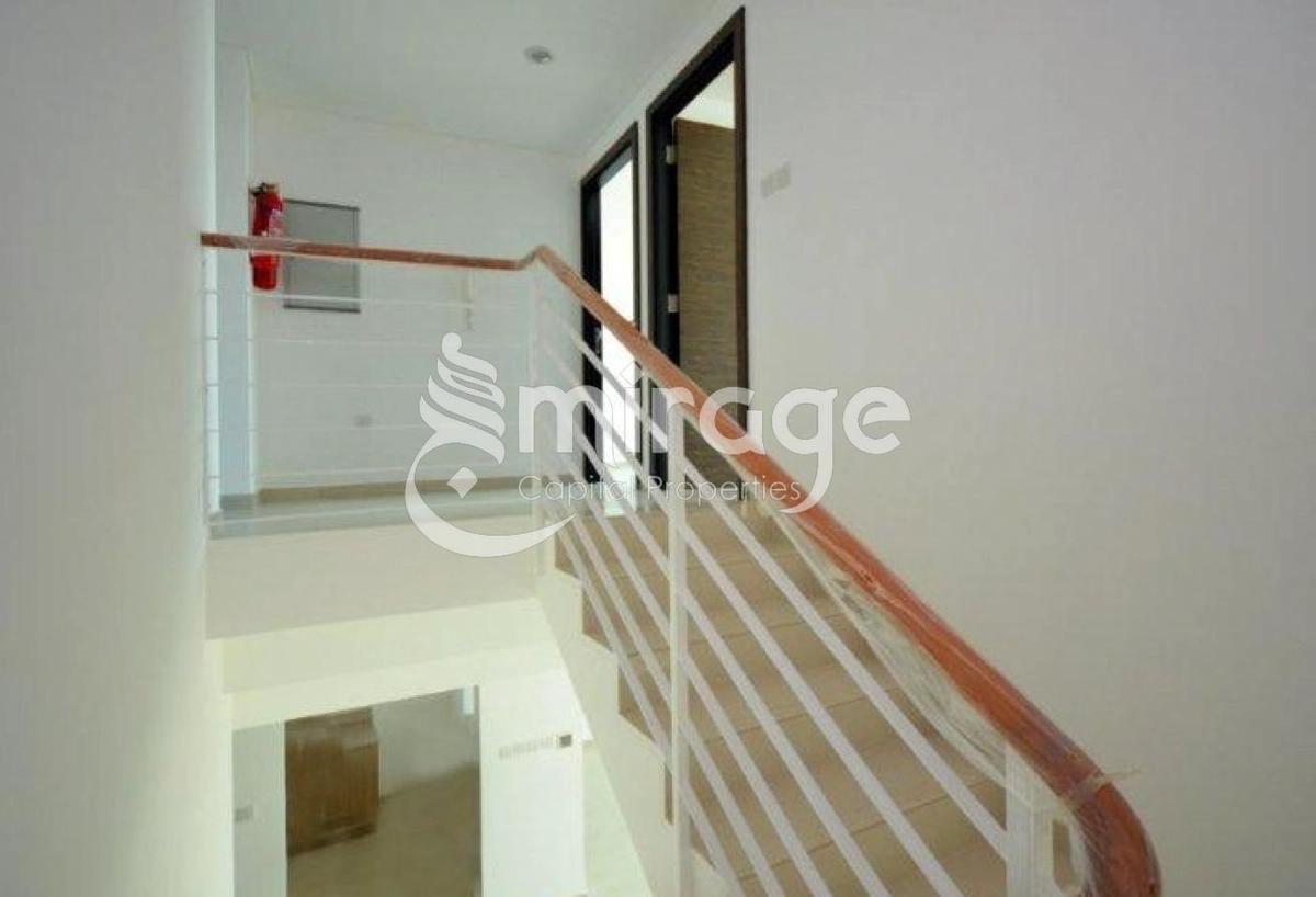 Modern 2BR TH | Ideal Family Home | Prime Area-2-2