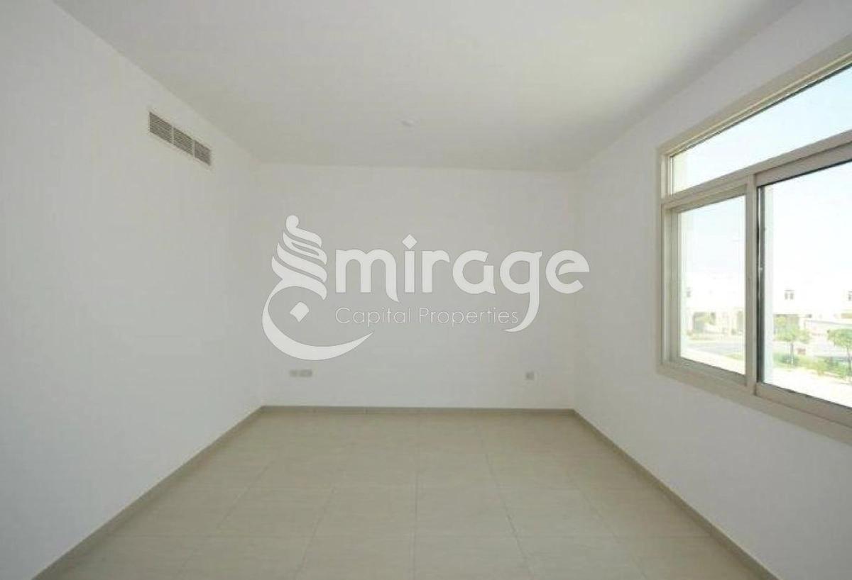 Modern 2BR TH | Ideal Family Home | Prime Area-0-landscape