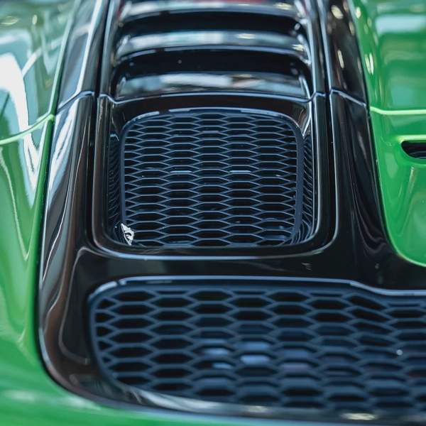 2023 AUDI R8 V10 PERFORMANCE SPYDER DONE ONLY 900KM ( FULL SERVICE HISTORY )