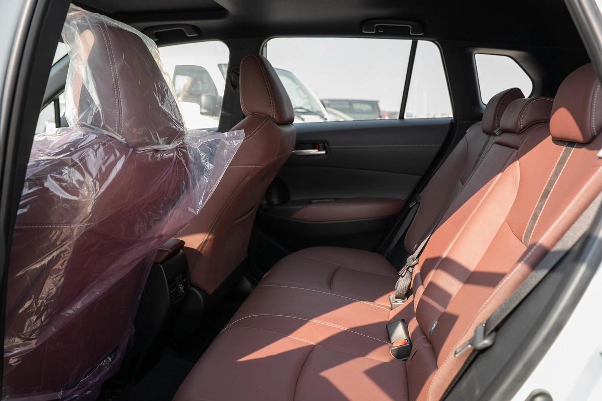 TOYOTA COROLLA CROSS 1.8L FWD 2025 | BRAND NEW | GCC SPECS-23-23