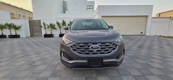 2022 Ford Edge Titanium -AWD-Excellent Condition-Under Warranty and Service Contract