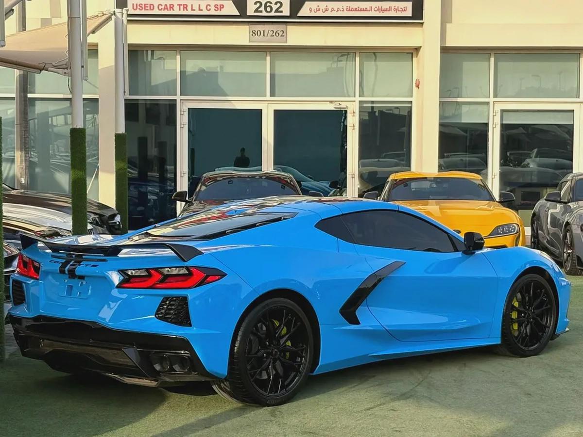 CHEVROLET CORVETTE C8 3LT GCC 2023 70th anniversary Special Order Full Service History (Under Warran-1-1