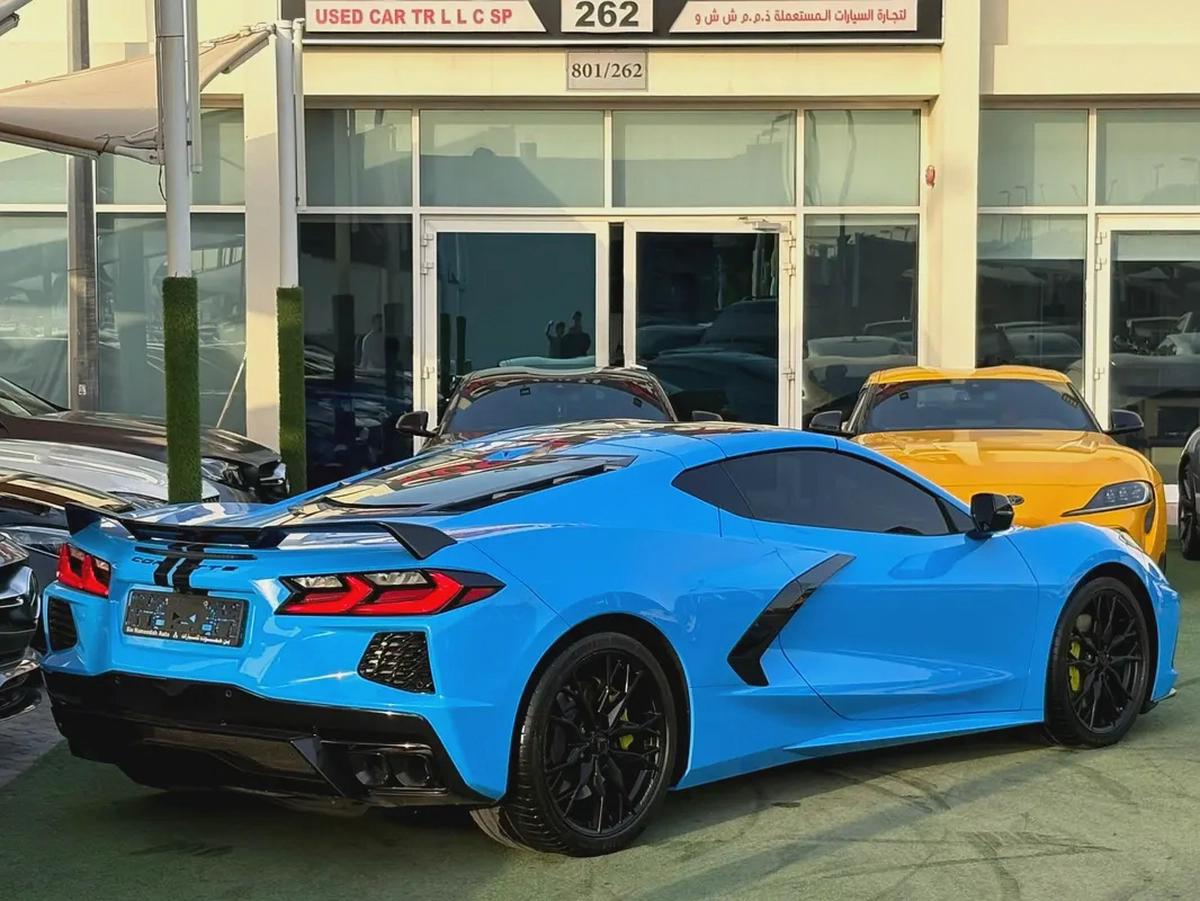 CHEVROLET CORVETTE C8 3LT GCC 2023 70th anniversary Special Order Full Service History (Under Warran-5-5