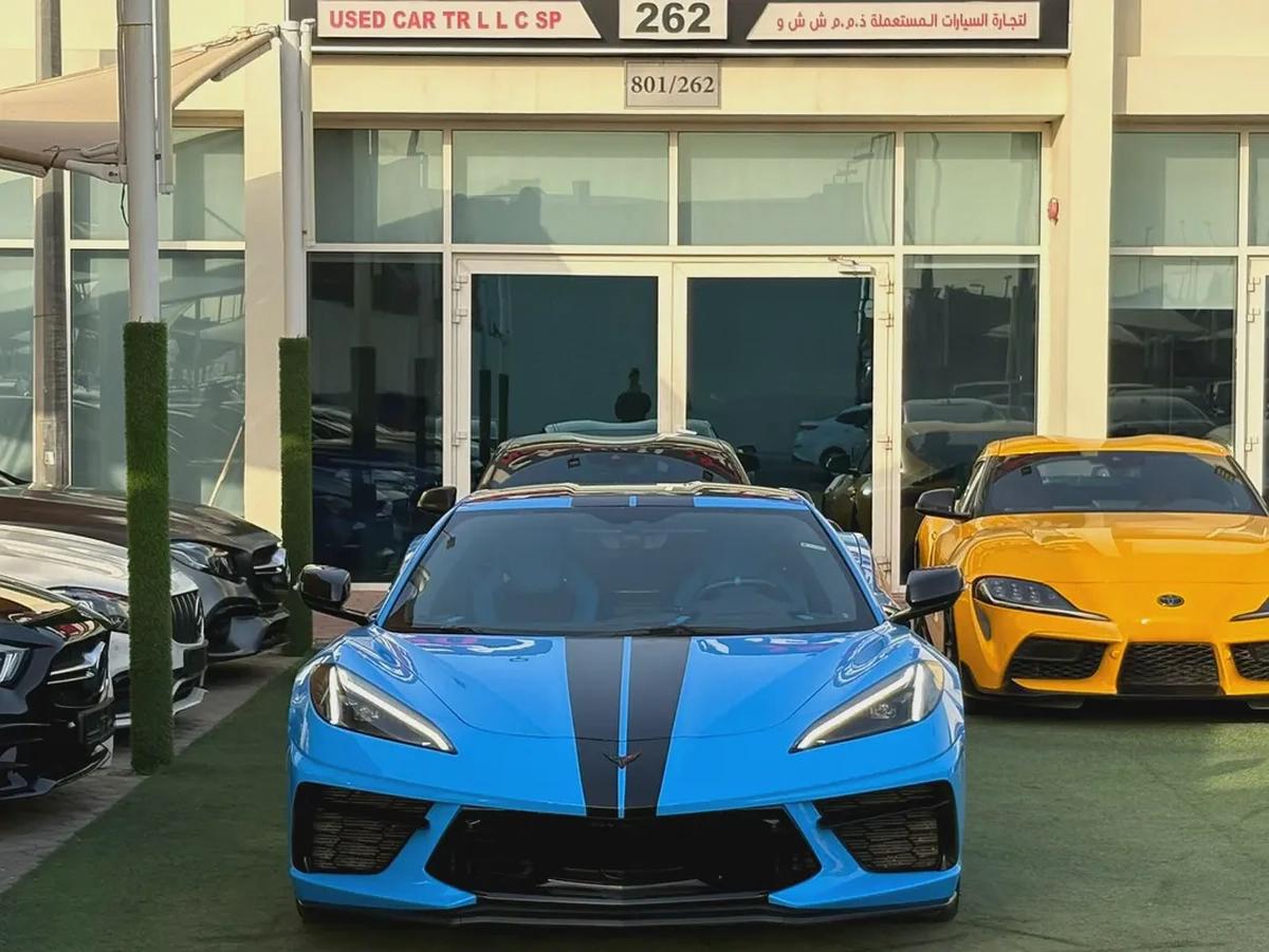 CHEVROLET CORVETTE C8 3LT GCC 2023 70th anniversary Special Order Full Service History (Under Warran-7-7