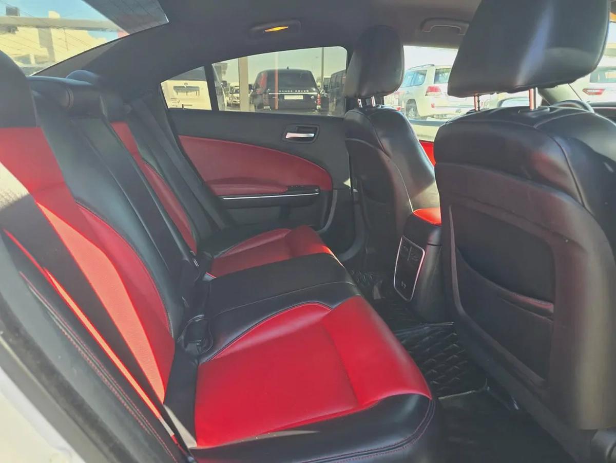 دودج تشارجر 2015 مواصفات خليجية SXT بحالة جيدة-9-9