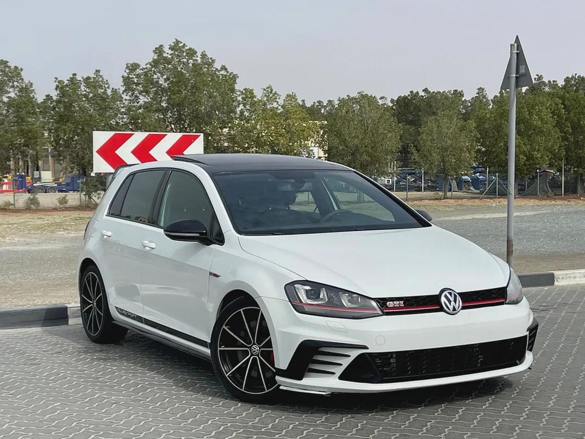 Volkswagen Golf GTI GCC full option excellent condition-0-0