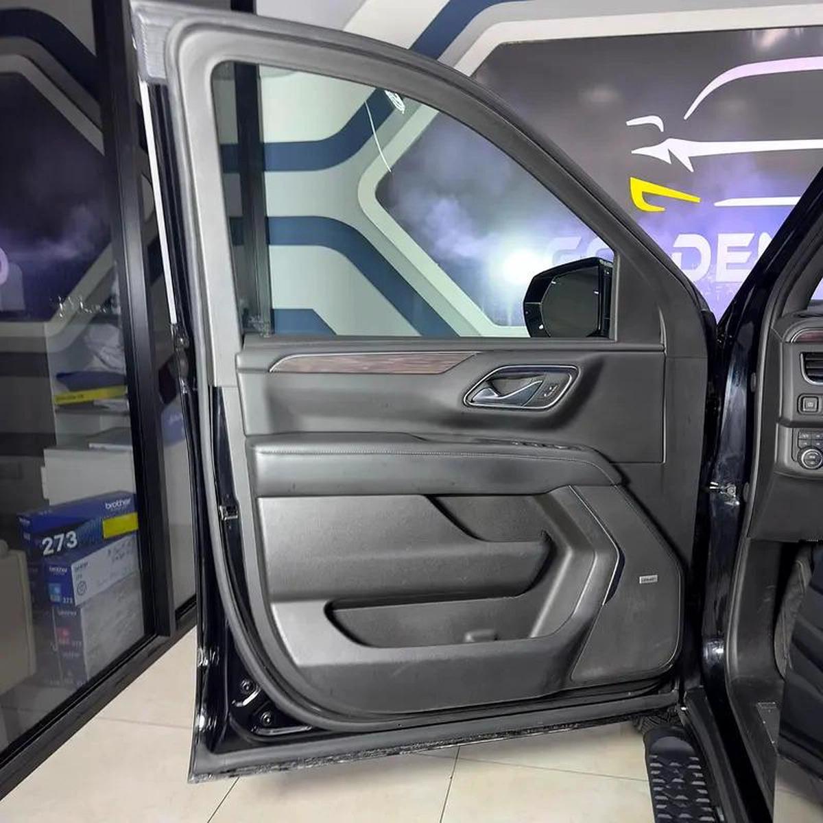 2023 Chevrolet Tahoe Z71-4-4