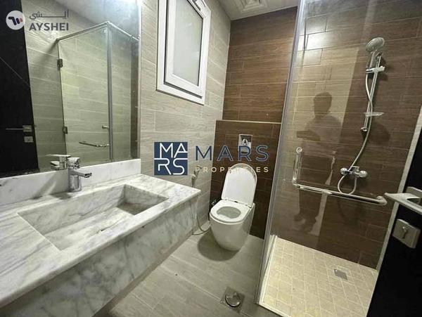 Luxury 5 bedrooms villa | near to grand mosque Sharjah | on very good price just 150,000 AED