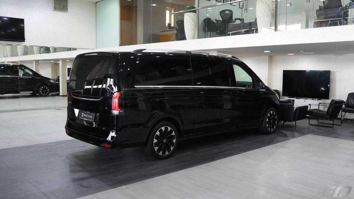 Mercedes-Benz V 300 VIP BUSINESS VAN – FULL LUXURY OPTION | BRAND NEW | GCC | 2025-22-22