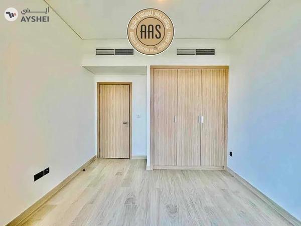 Pool view •• hot offer •• great community •• chiller free •• luxurious apartment