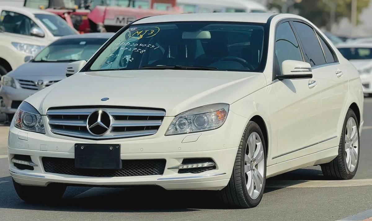 BENZ C300 | V6 | 2010 | CLEAN CAR | FRESH JAPAN IMPORT-2-2