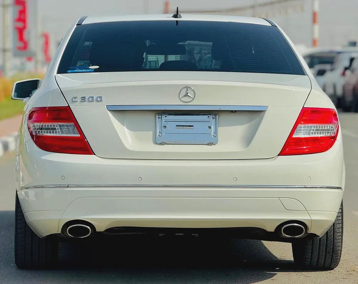 BENZ C300 | V6 | 2010 | CLEAN CAR | FRESH JAPAN IMPORT-4-4