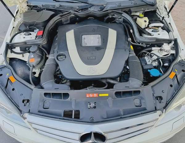 BENZ C300 | V6 | 2010 | CLEAN CAR | FRESH JAPAN IMPORT