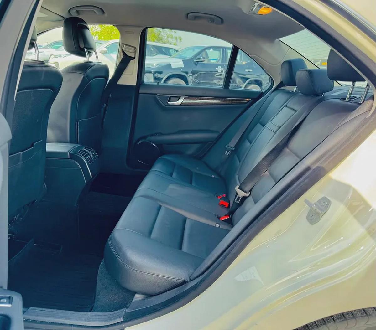 BENZ C300 | V6 | 2010 | CLEAN CAR | FRESH JAPAN IMPORT-9-9