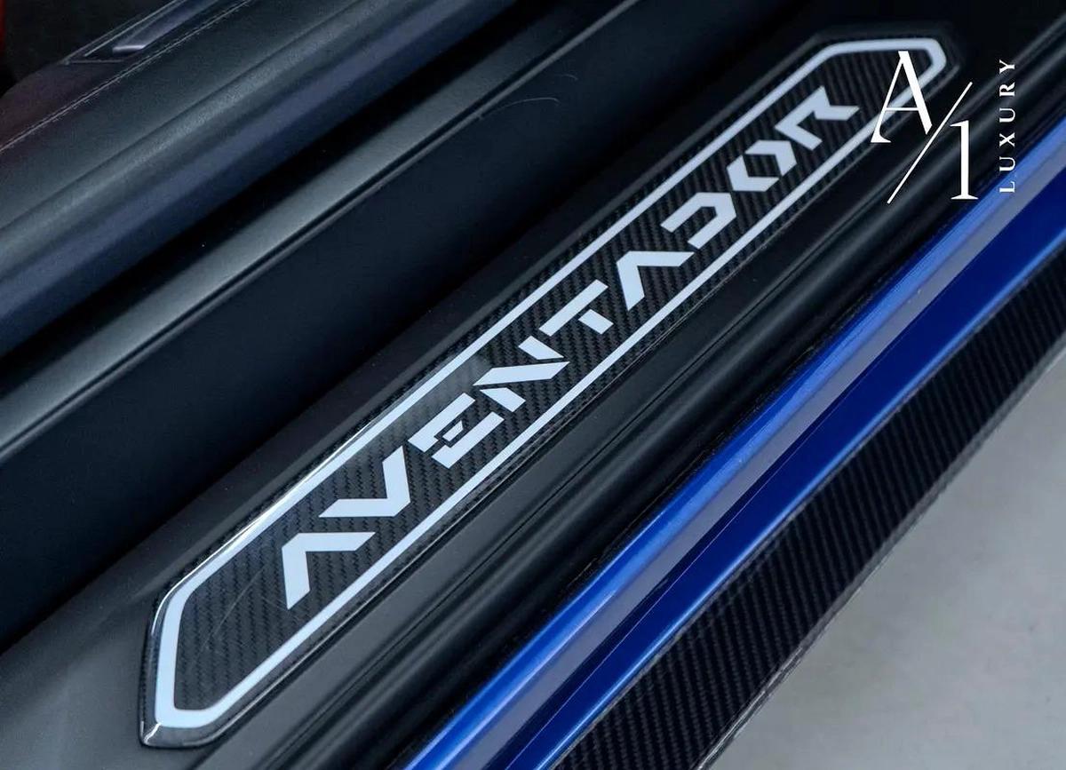 2014 Lamborghini Aventador Roadster, Excellent Condition, Fully Loaded, GCC Spec-8-8