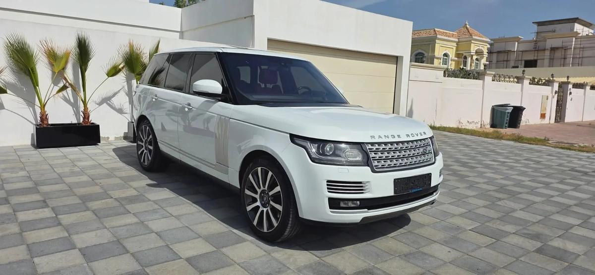 2016-Range Rover Vogue SE Supercharged-Full option-Excellent Condition-Full Service History-0-0