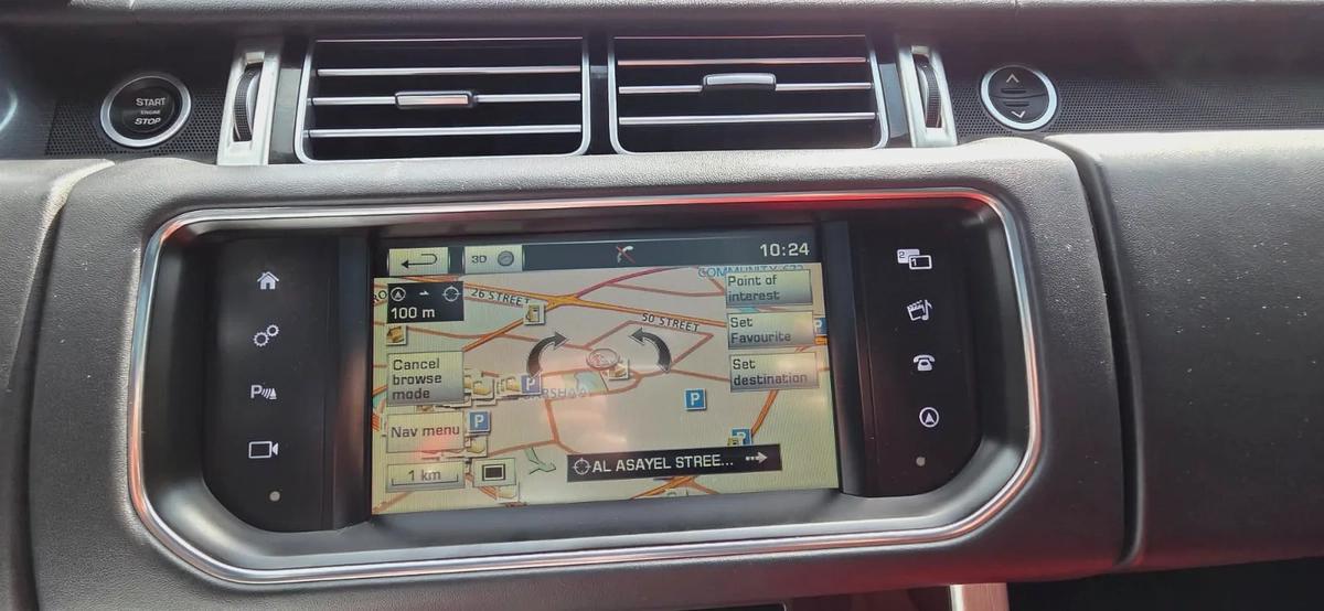 2016-Range Rover Vogue SE Supercharged-Full option-Excellent Condition-Full Service History-11-11