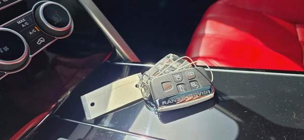 2016-Range Rover Vogue SE Supercharged-Full option-Excellent Condition-Full Service History