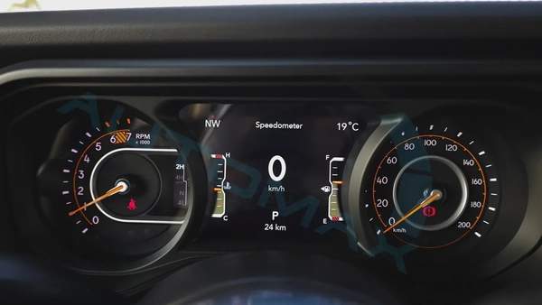 ( 5 Years Warranty + 3 Years Service ) 2025 JEEP WRANGLER UNLIMITED SAHARA I4 2.0T 4X4 GCC 0Km