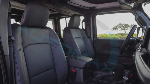 ( 5 Years Warranty + 3 Years Service ) 2025 JEEP WRANGLER UNLIMITED SAHARA I4 2.0T 4X4 GCC 0Km