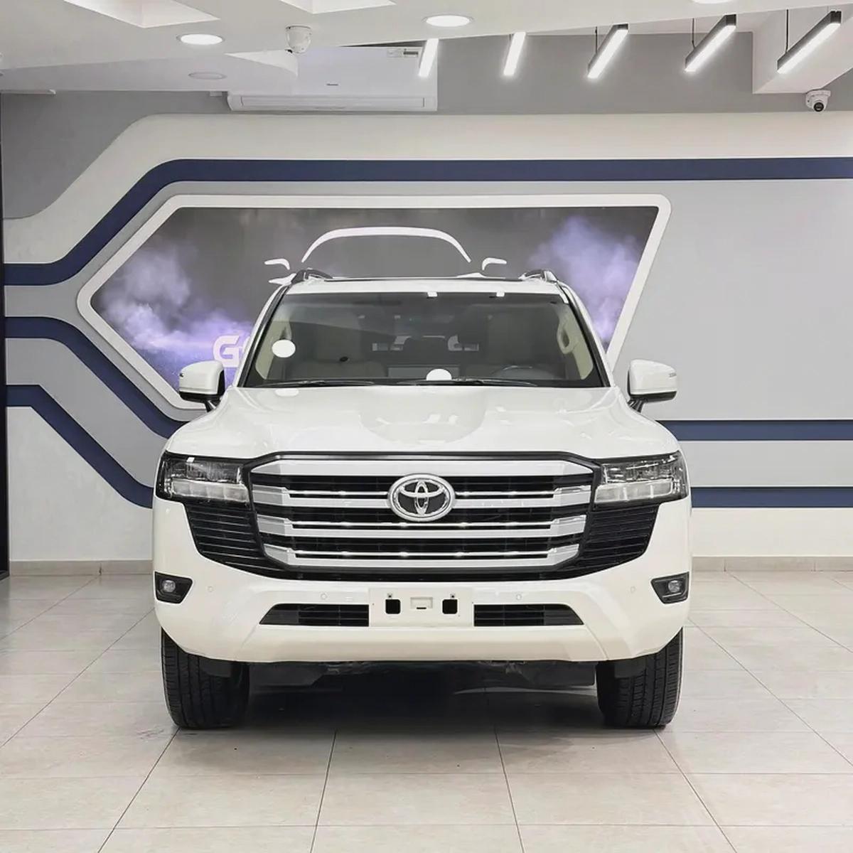 2022 Toyota Land Cruiser 300 GX-1-1