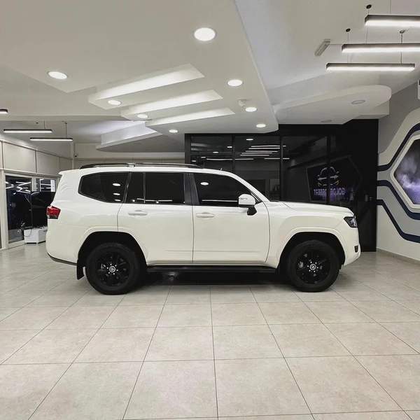 2022 Toyota Land Cruiser 300 GX