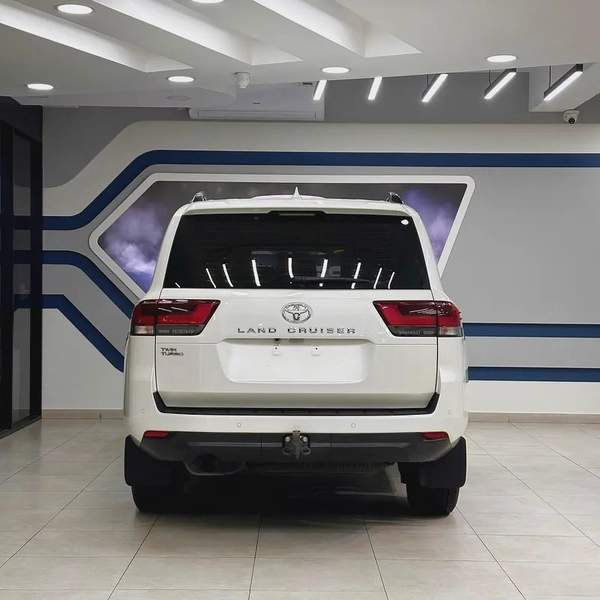 2022 Toyota Land Cruiser 300 GX