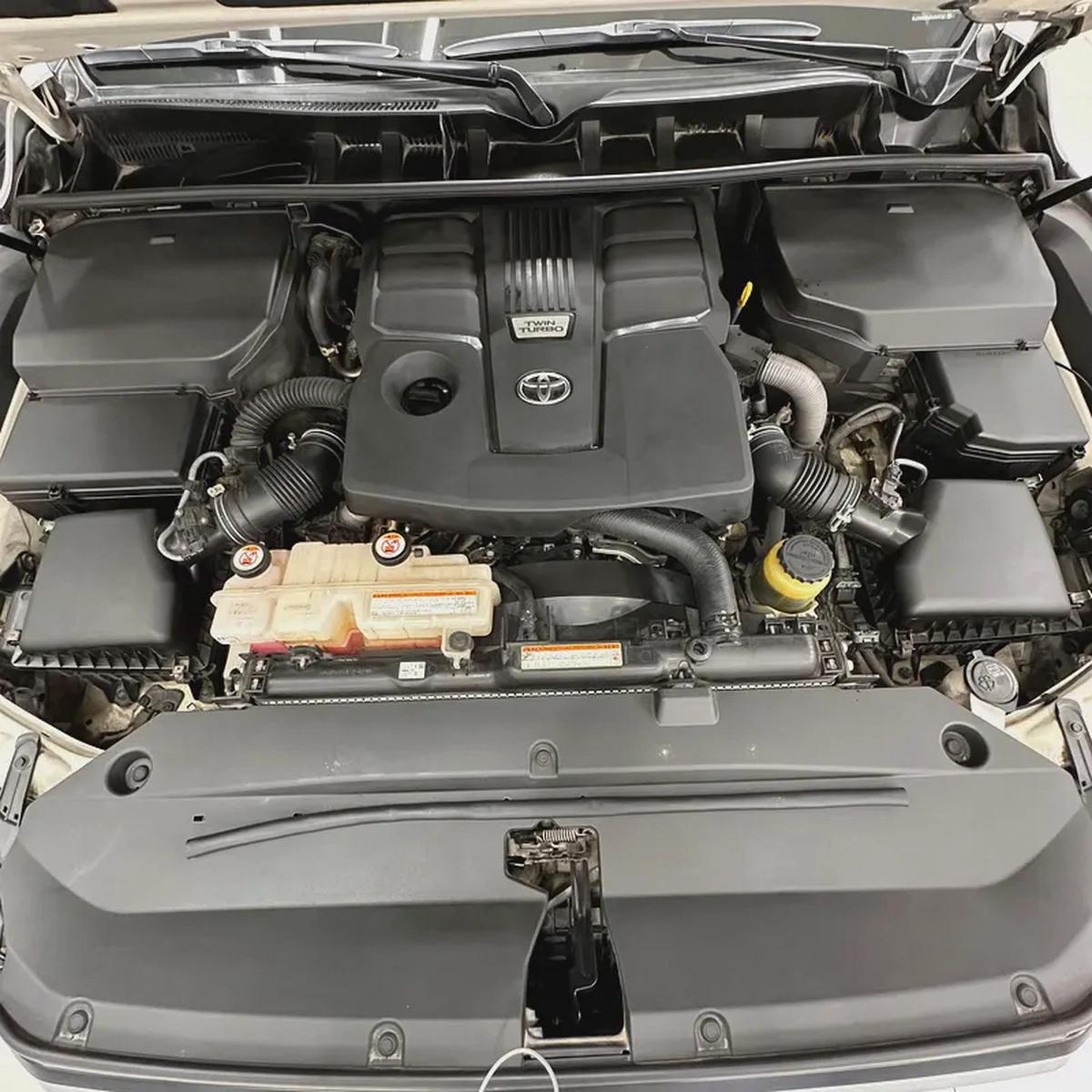 2022 Toyota Land Cruiser 300 GX-15-15