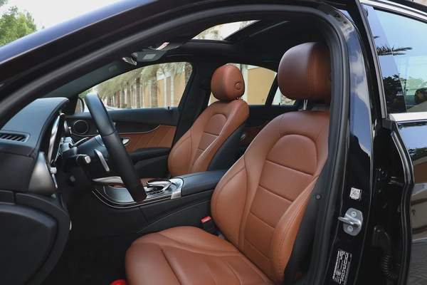 MERCEDES-BENZ C200-2021-70000KM-UNDER WARRANTY-GCC SPECS