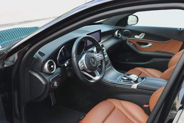 MERCEDES-BENZ C200-2021-70000KM-UNDER WARRANTY-GCC SPECS