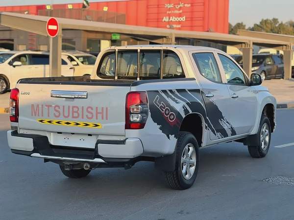 للبيع ميتسوبيشي L200 مواصفات خليجية