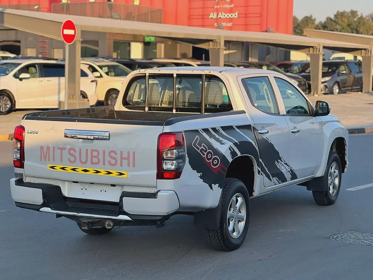 للبيع ميتسوبيشي L200 مواصفات خليجية-10-10