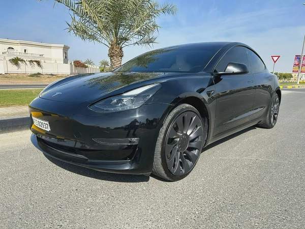 Tesla model 3 performance 2023 GCC