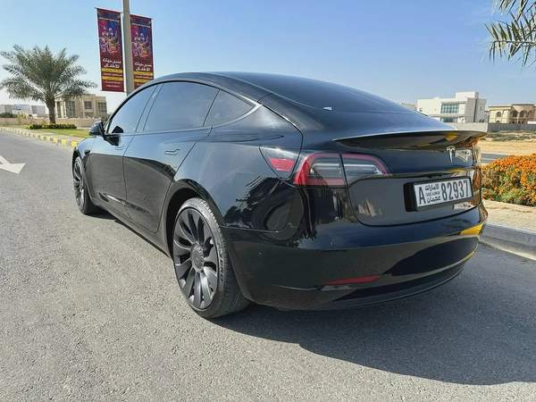 Tesla model 3 performance 2023 GCC