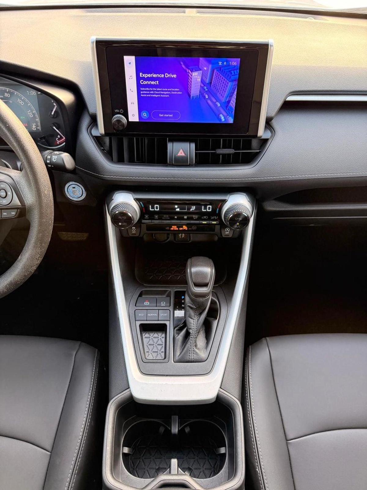 Toyota RAV4 XLE 2.5L full option-6-6
