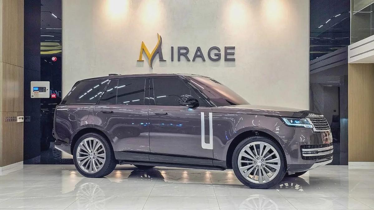 RANGE ROVER - VOGUE - FIRST EDITION - V8 P530 - GCC SPECS - UNDER WARRANTY - 2022 MODEL - GRAY/WHITE-0-0