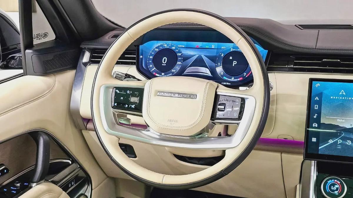 RANGE ROVER - VOGUE - FIRST EDITION - V8 P530 - GCC SPECS - UNDER WARRANTY - 2022 MODEL - GRAY/WHITE-2-2