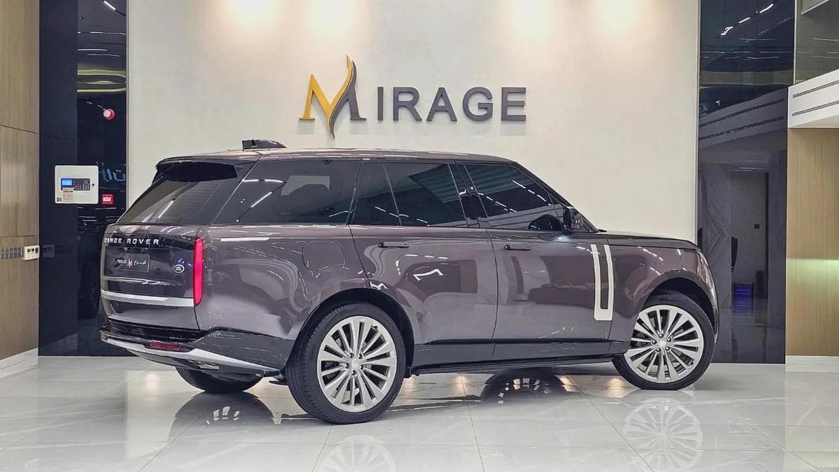 RANGE ROVER - VOGUE - FIRST EDITION - V8 P530 - GCC SPECS - UNDER WARRANTY - 2022 MODEL - GRAY/WHITE-15-15