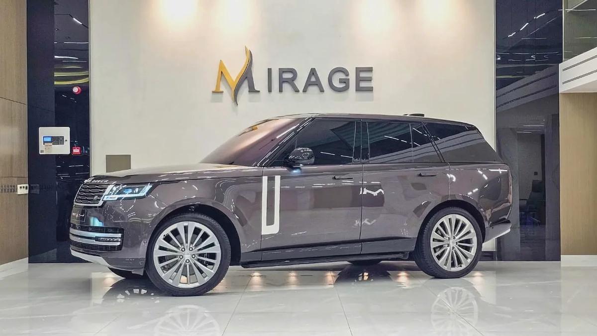 RANGE ROVER - VOGUE - FIRST EDITION - V8 P530 - GCC SPECS - UNDER WARRANTY - 2022 MODEL - GRAY/WHITE-19-19