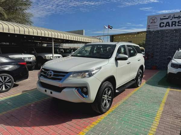 TOYOTA FORTUNER V6