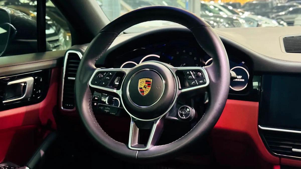 2020 Porsche Cayenne Coupe Gcc 1st Owner With Service History-17-17