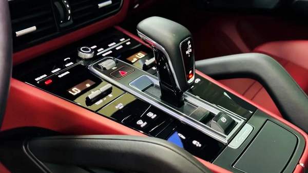 2020 Porsche Cayenne Coupe Gcc 1st Owner With Service History